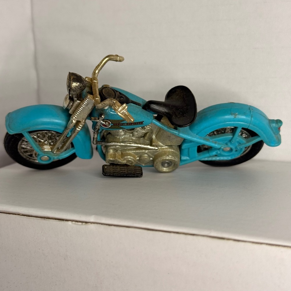 1995 Matchbox Harley-Davidson Knucklehead Motorcycle 394 Turquoise Teal Diecast